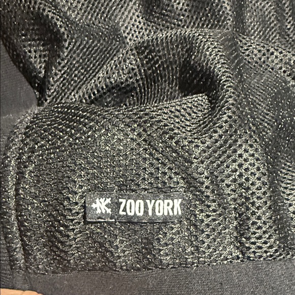 Zoo York Black and White Crewneck Sweater - Picture 4 of 4
